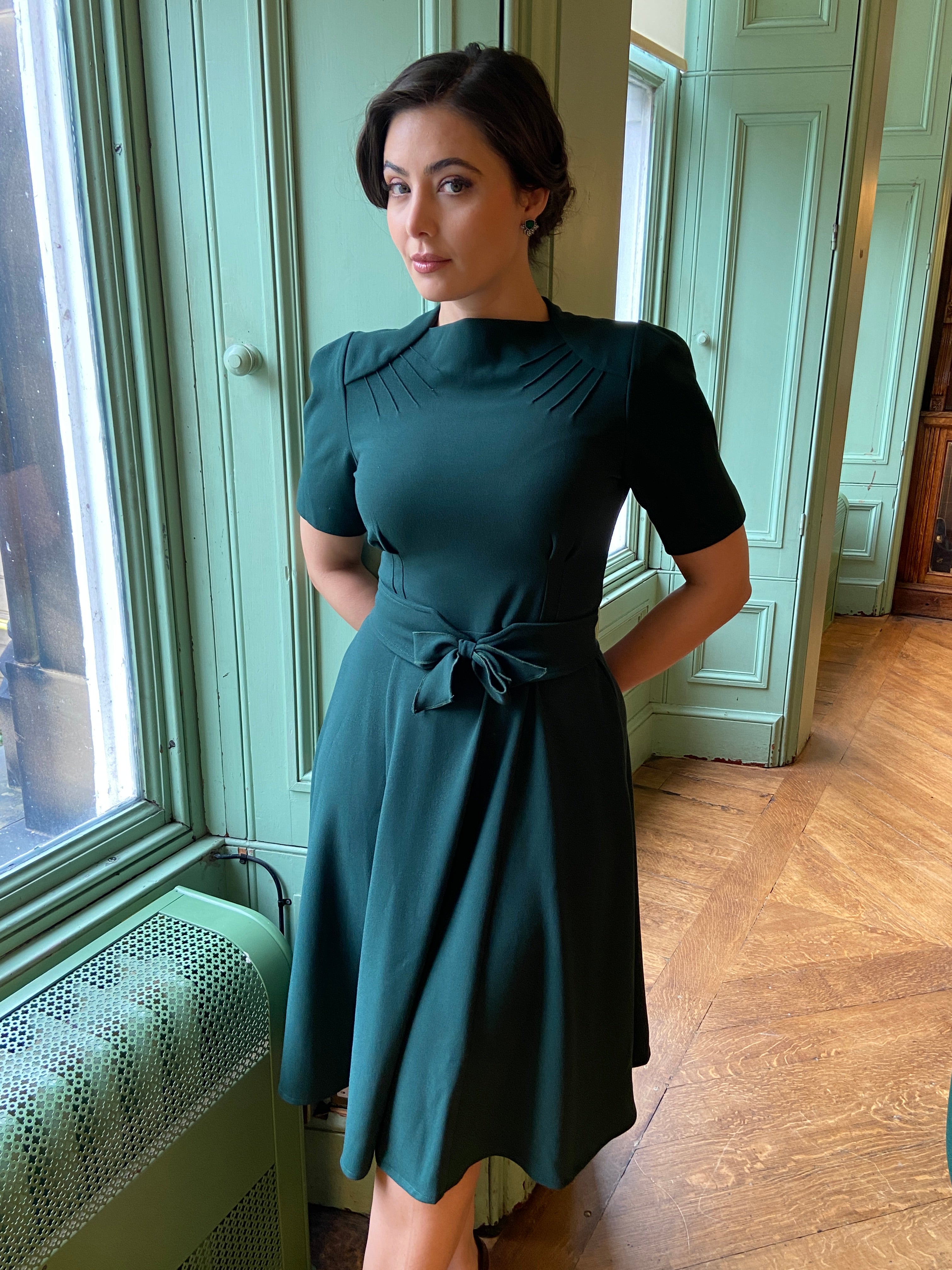 Green best sale 1940s dress